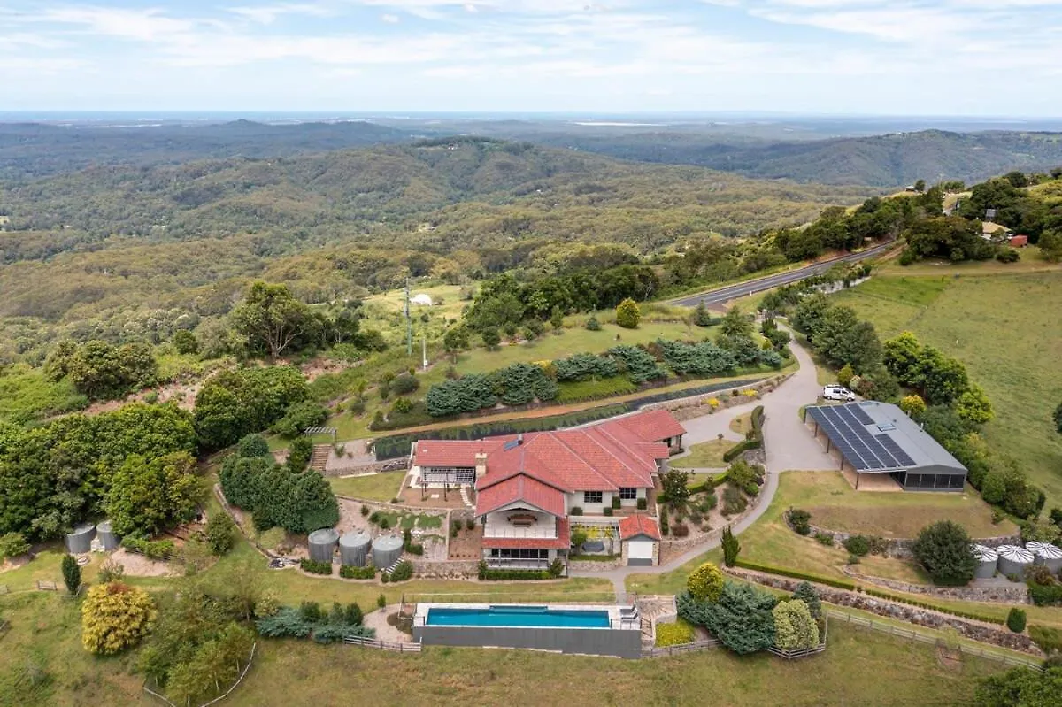 New Tranquil Hinterland Retreat Stunning Views Villa Balmoral Ridge