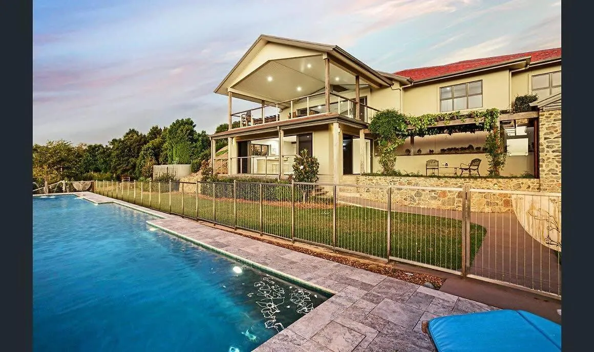 New Tranquil Hinterland Retreat Stunning Views Villa Balmoral Ridge