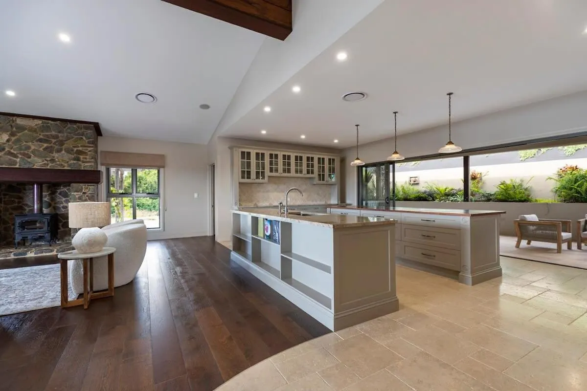 Holiday home New Tranquil Hinterland Retreat Stunning Views Villa Balmoral Ridge Australia