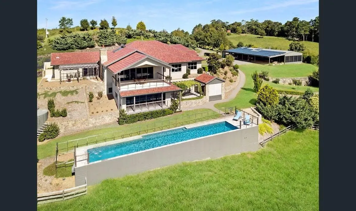 New Tranquil Hinterland Retreat Stunning Views Villa Balmoral Ridge Australia